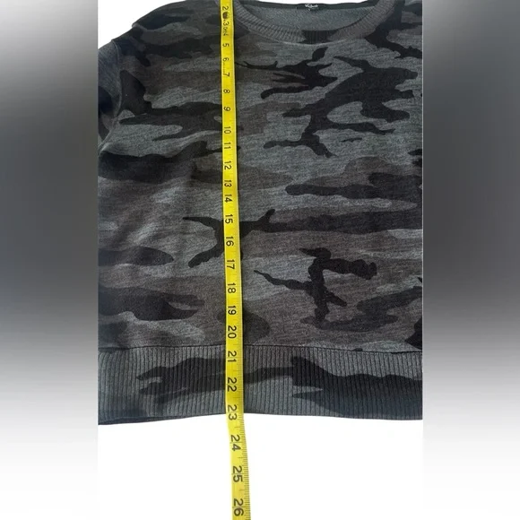 Rails Iron Camo Print Ramona Pullover Crewneck Sweatshirt Size Medium - Picture 8 of 10